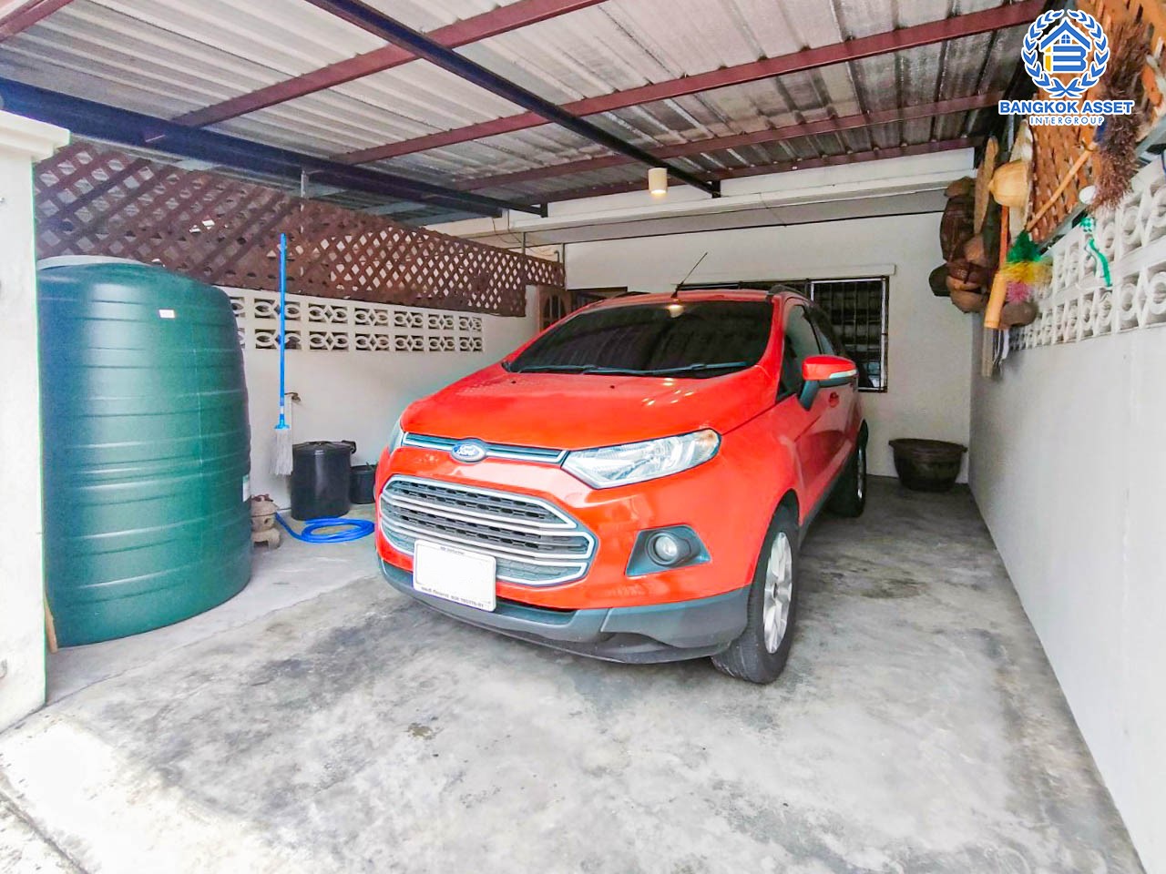 *****บ้านมือสองตกแต่งใหม่ ม.ซอยทวีวัฒนา39  เลียบคลองทวีวัฒนา เนื้อที่ 21 ตร.ว. ฟังก์ชัน 2 ห้องนอน 2 ห้องน้ำ จอดรถได้ 1 คัน บนสุดยอดทำเลเดินทางสะดวก ใกล้ทางคู่ขนานลอยฟ้าบรมราชชนนี ม.มหิดล เซ็นทรัลศาลายา และรายล้อมด้วยสิ่งอำนวยความสะดวกครบ